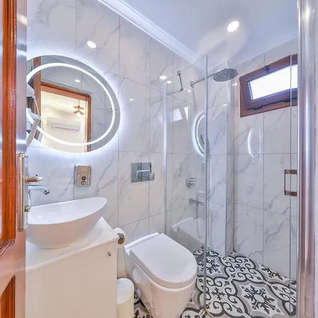 Kaşhan Oda ve Kahvaltı Kaş