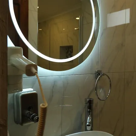 Kashan B&B
